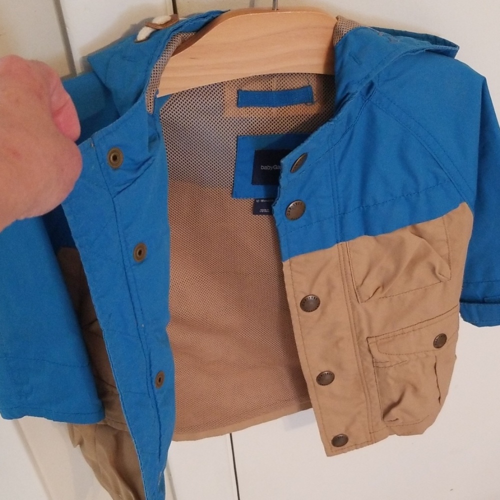 rain jacket - Picture 3 of 7